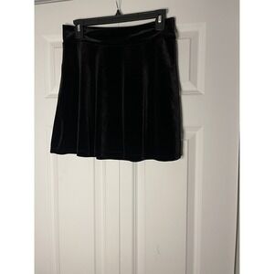 Pins and Needles Velvet Mini skirt black medium